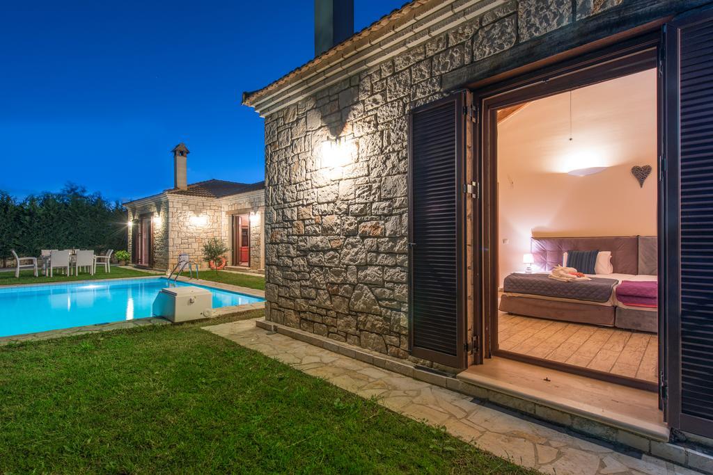 Astarte Villas - Kyveli Luxurious Private Villa Gaitani Pokoj fotografie